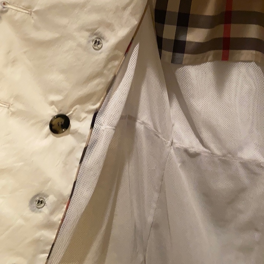 Burberry White Jacket - Picture 10 of 16